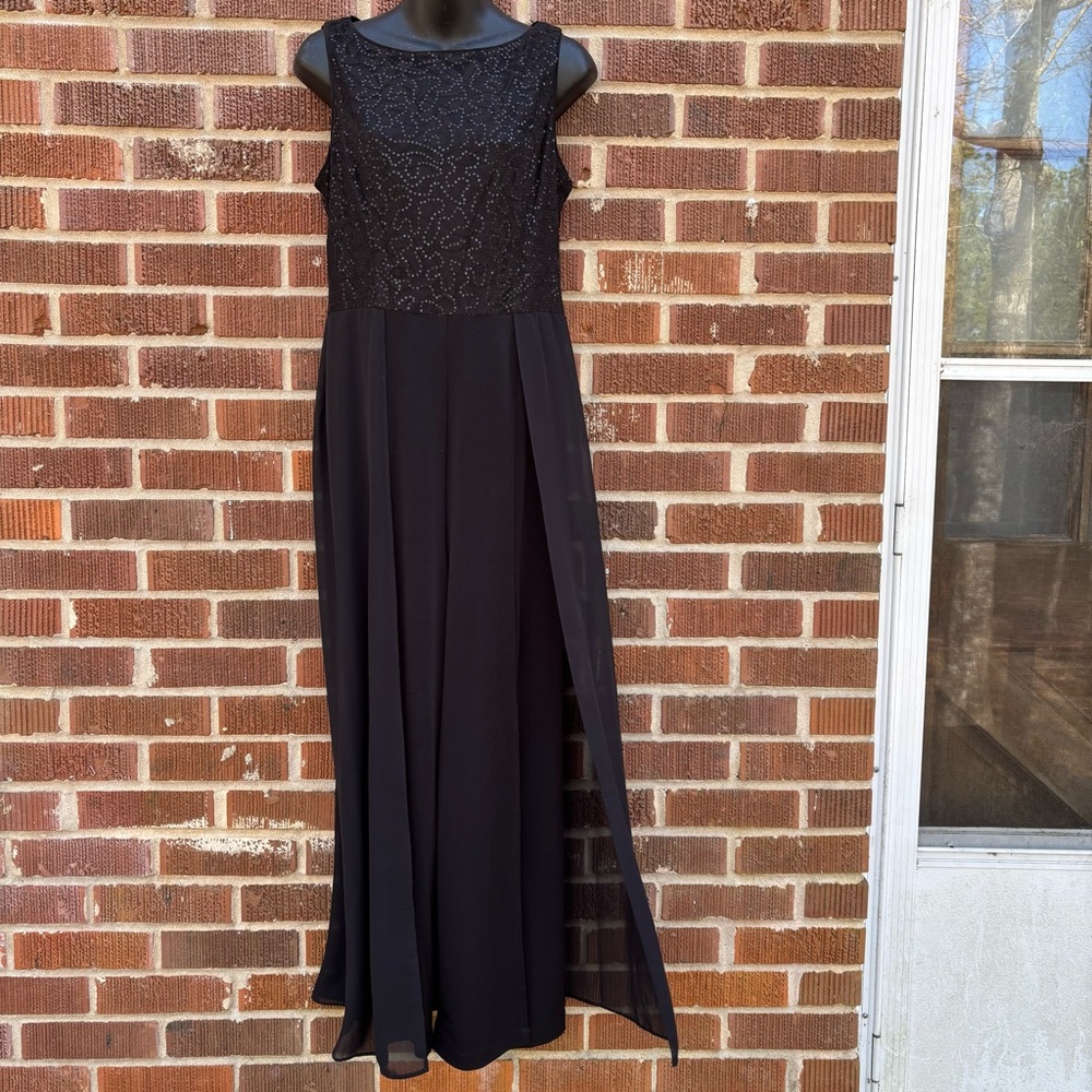 LONDON TIMES Sequin Lace Top Split Leg Jumpsuit in Black Size 8